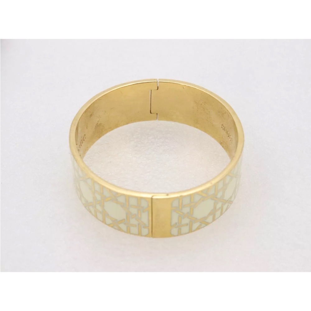 Kate Spade Shoot the Breeze Cream White Gold Enamel Hinged Bangle Bracelet 1181 - Picture 5 of 11